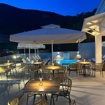 Vassilis Studios Parga Bagian luar foto
