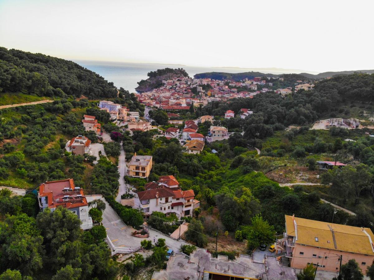 Vassilis Studios Parga Bagian luar foto