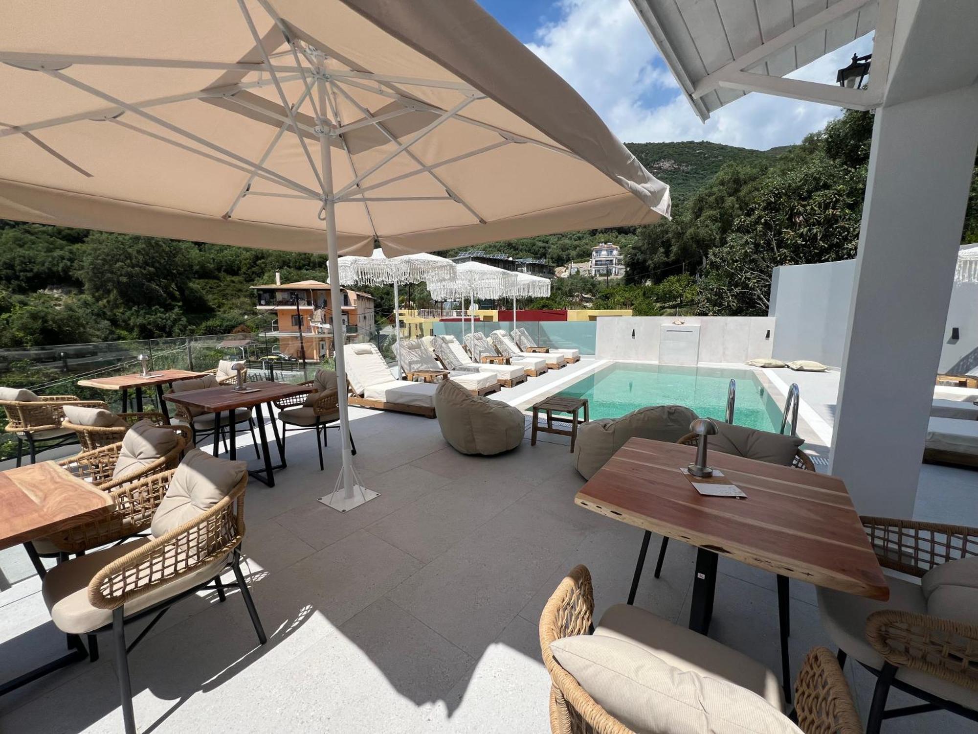 Vassilis Studios Parga Bagian luar foto