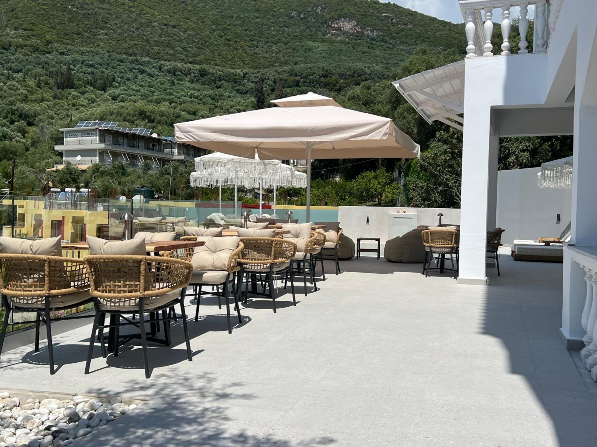 Vassilis Studios Parga Bagian luar foto
